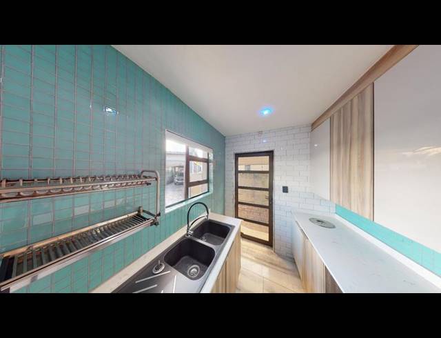 5 BEDROOM HOUSE FOR SALE IN KENLEAF